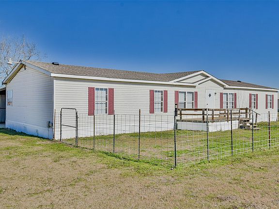 2nd image of 4040 Dillard Ct