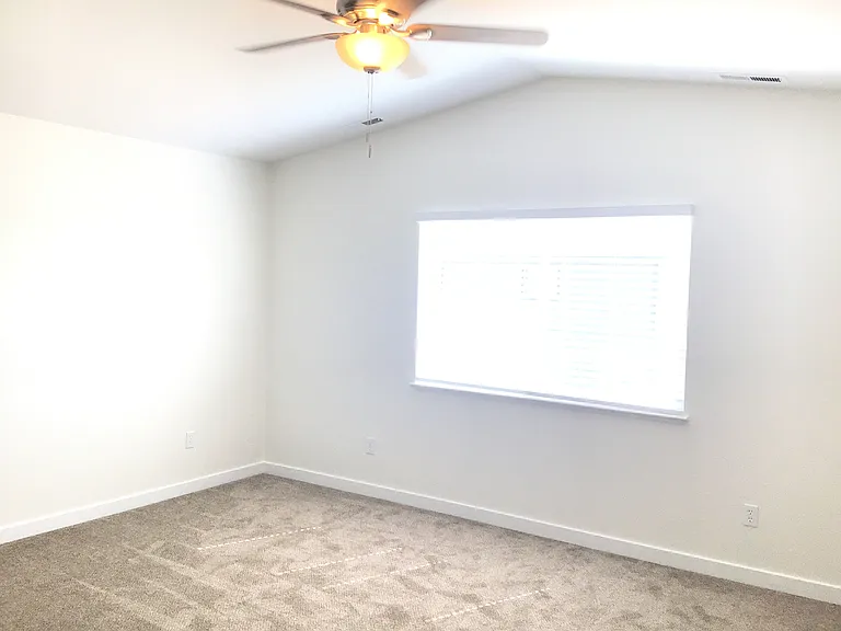 18258 Oakbrook Ln — Photo 12