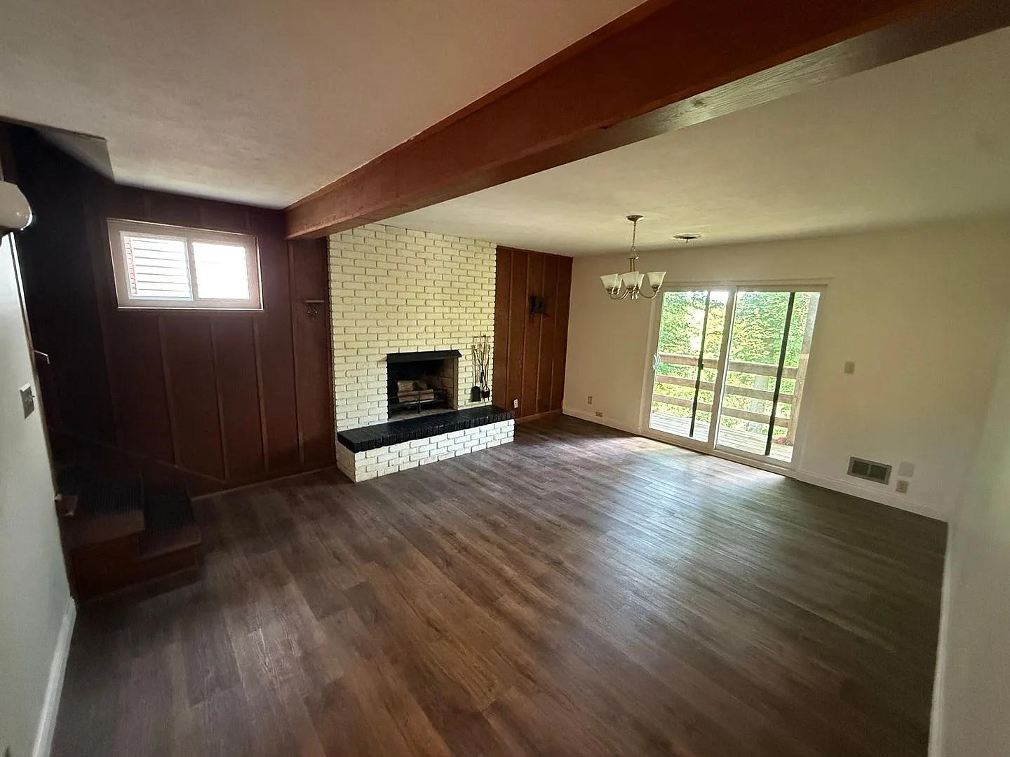 3 bed 2 bath home for rent — Photo 2