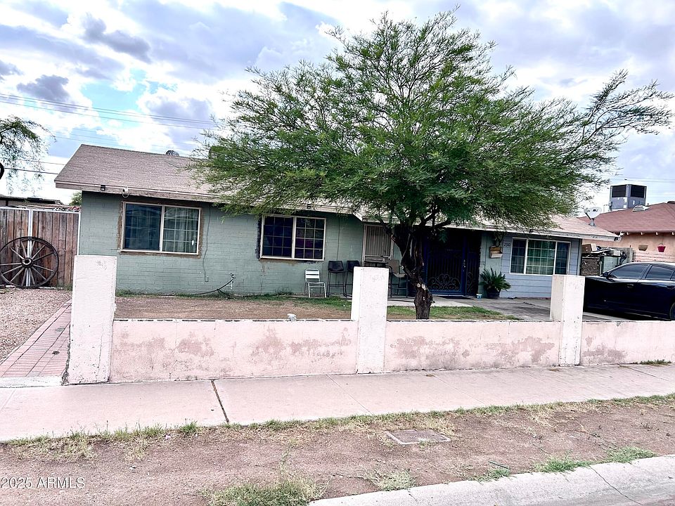 2nd image of 2310 N 40th Drive