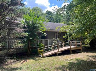 83 Bertha Rd, Vinemont, AL 35179