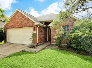 5428 Summer Spring Ln, Rosharon, TX 77583