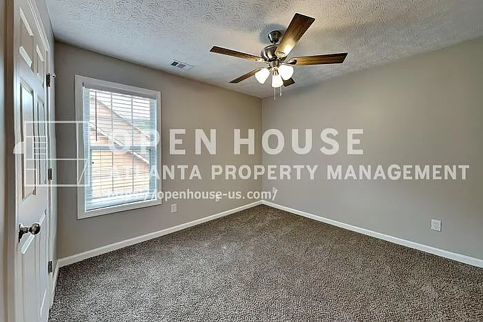 2305 Luther Ter SW — Photo 14
