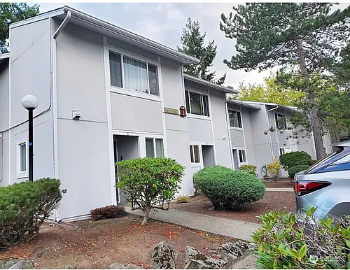 25255 108th Ave SE #J2 Photo 1 25255 108th Ave SE #J2 Photo 1
