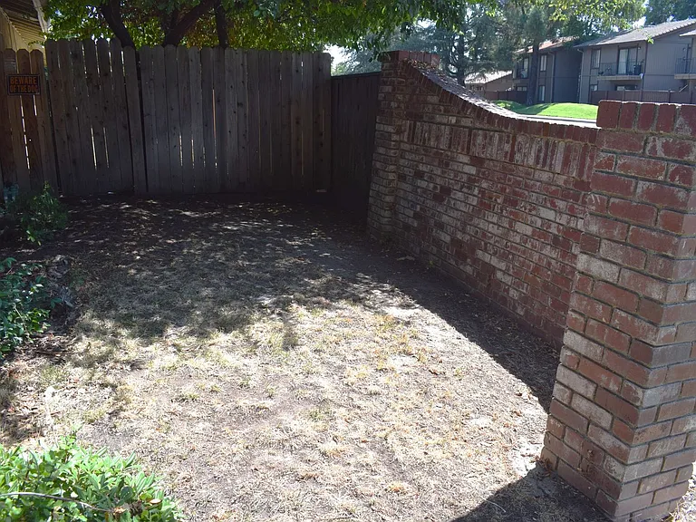 5606 Passero Way — Photo 3
