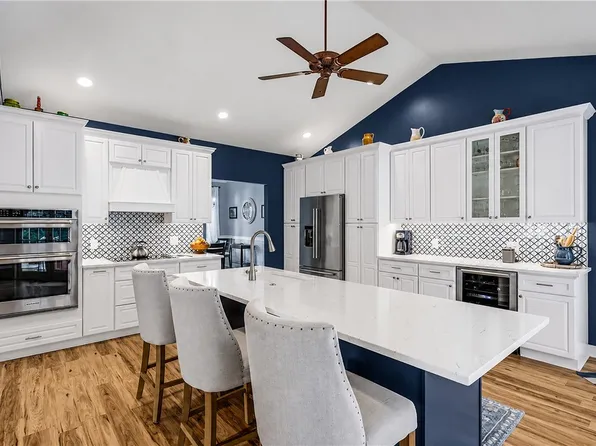 1755 Pelican Way, Vero Beach, FL 32963
