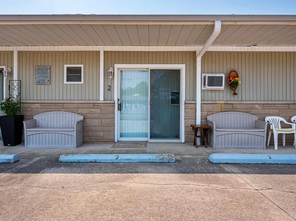 10025 N Turkey Creek Rd Unit 2, Syracuse, IN 46567