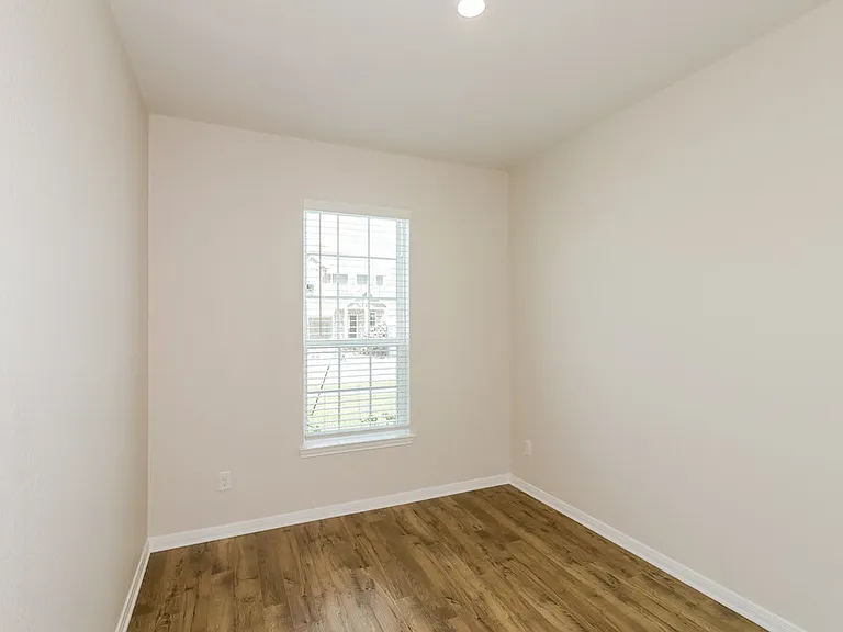7618 Tipton Meadow Way — Photo 12