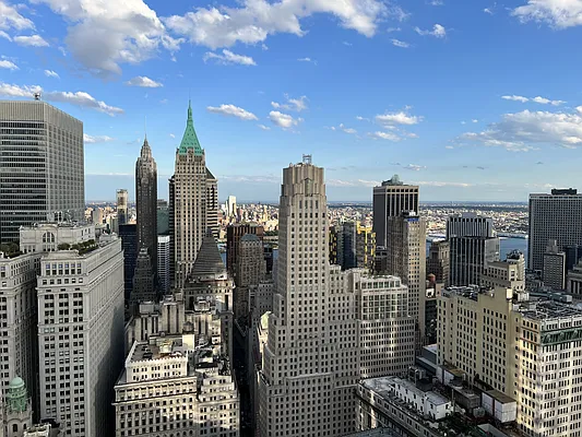 Rented by R New York | media 22