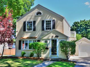 2254 N 68th St, Wauwatosa, WI 53213