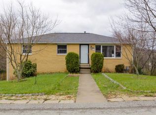 915 Beacon Valley Rd, Greensburg, PA 15601