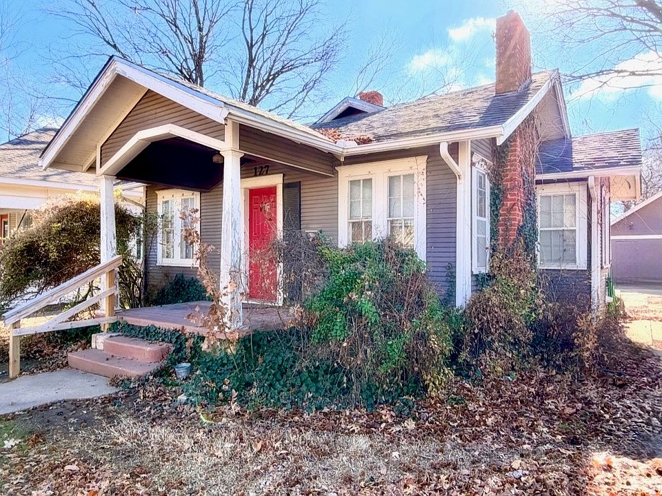 1st image of 127 W Elm Ave