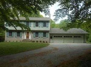 14 Fowler Rd, North Stonington, CT 06359