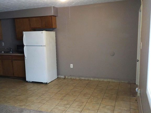 2nd image of 247 S Liberty St APT 10