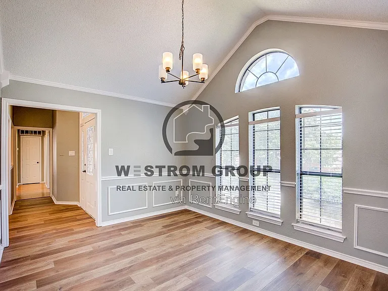 3914 Meadow Dr — Photo 17