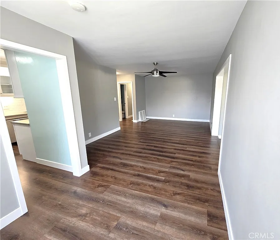 4 bed, 1822 sqft, $4,950 — Photo 4
