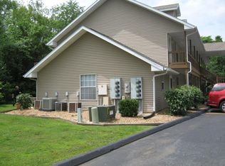 8 Hunters Cv APT 1, Branson, MO 65616