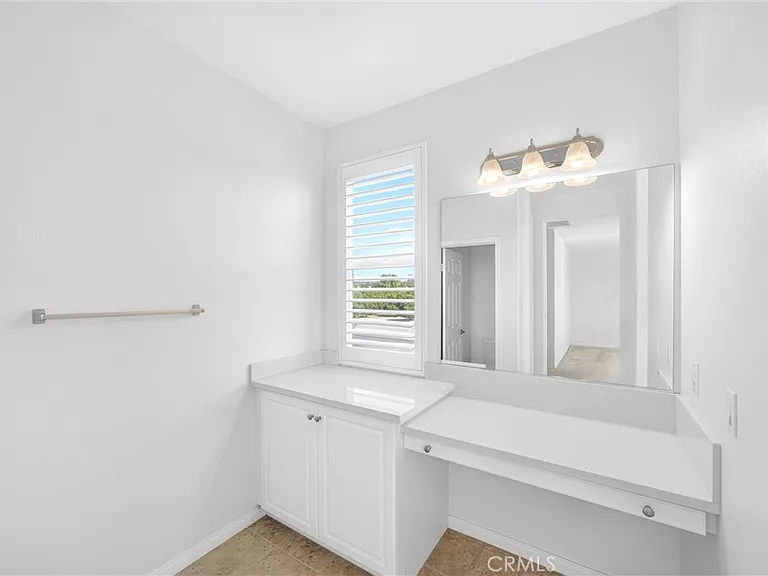 1617 Camden Ct — Photo 27