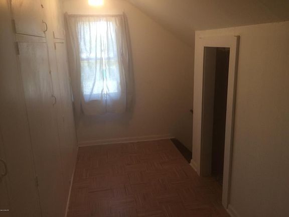 3rd image of 293 E 12th St