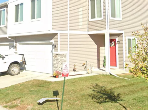 877 NE Larkspur Ave, Waukee, IA 50263
