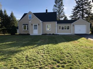 12 Woodlot Rd, Wayne, NJ 07470