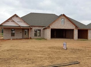 115 Brookside Dr, Medina, TN 38355