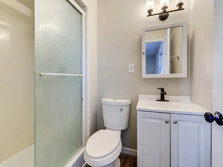 8435 Bridle Spur Dr — Photo 23