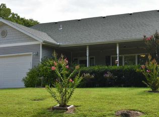 936 Wallace Dr, Merriam Woods Village, MO 65740