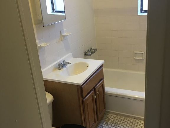 2nd image of 569 Academy St APT 3