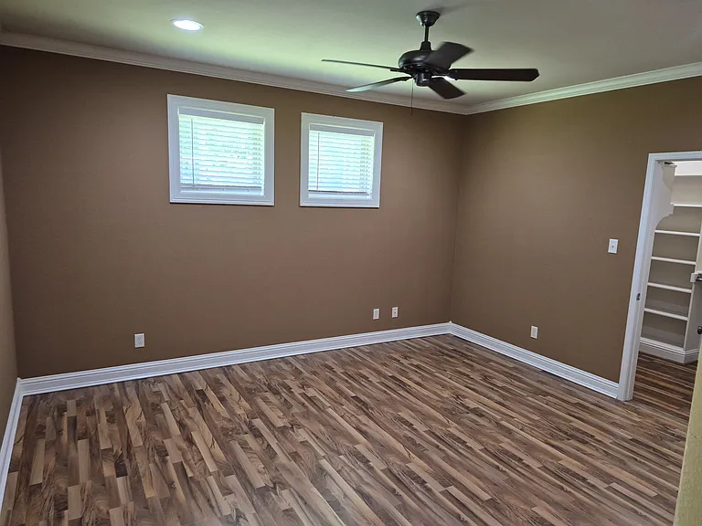 1103 Tiffany Ln — Photo 16