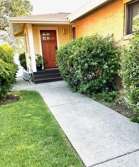 8728 Frances Folsom St SW — Photo 1