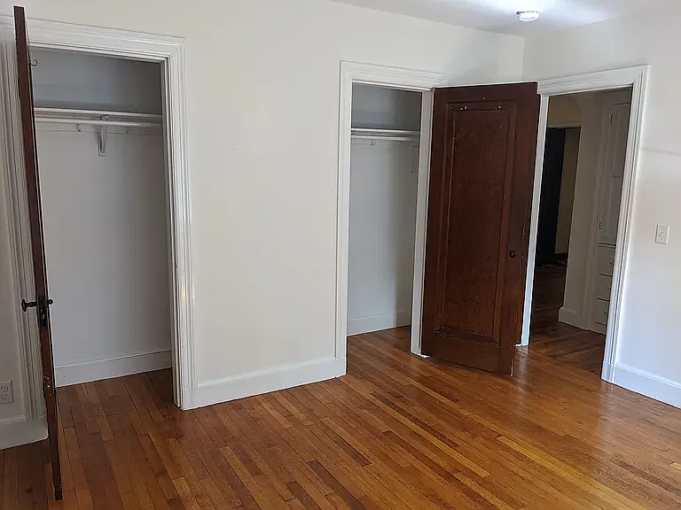 8 Mount Ida St #6