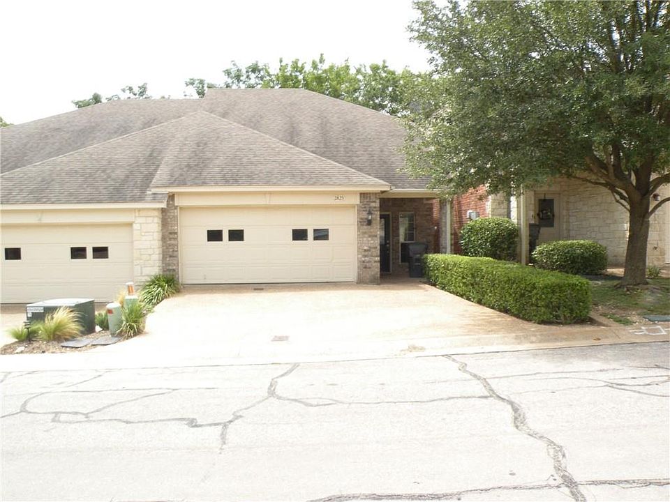 1st image of 2825 Savannah Ct