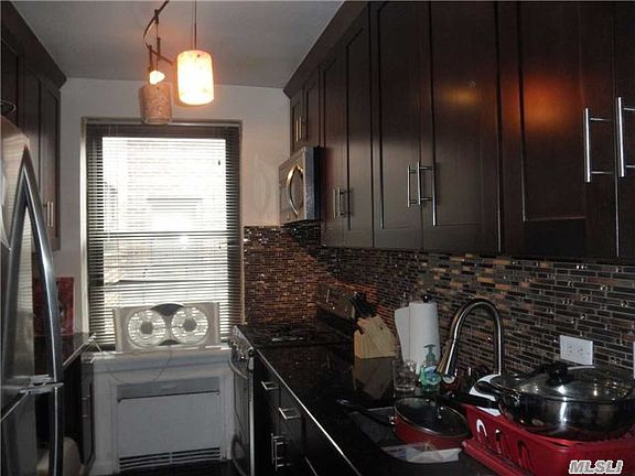 4th image of 7520 Bell Blvd APT 6A