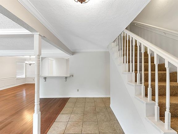 4th image of 1407 Crossfield Dr