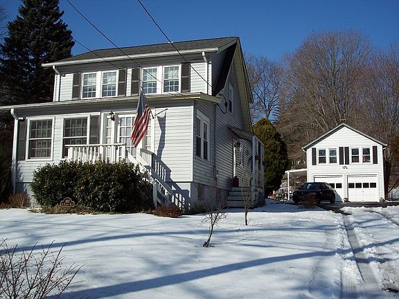 View from street, right side with double garage out back
