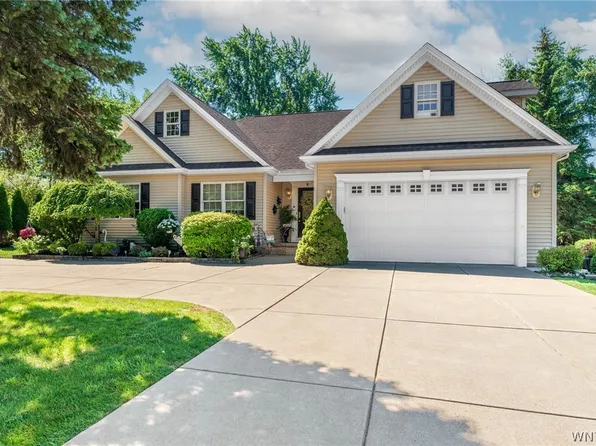 1189 Maple Rd, Williamsville, NY 14221