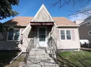 421 10 1/2 St N, Wahpeton, ND 58075