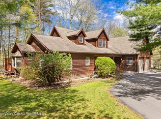 10 Old Farm Rd, Shokan, NY 12481