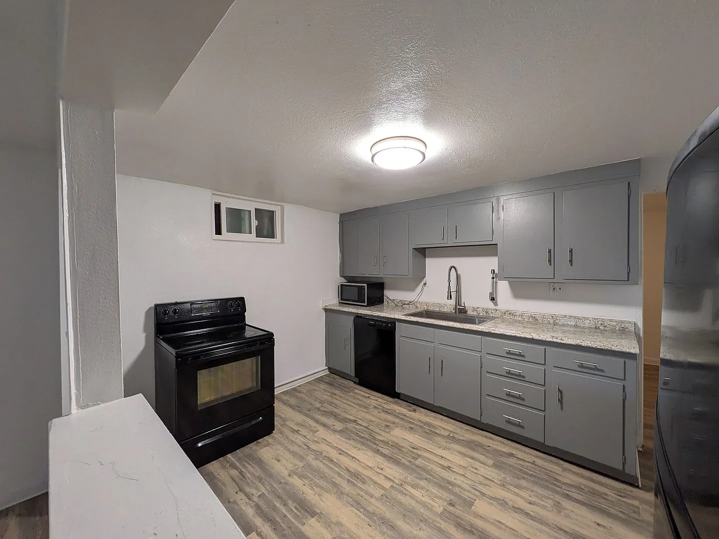 2 Bedroom in Wheat Ridge - Don't Miss Out! — Photo 3