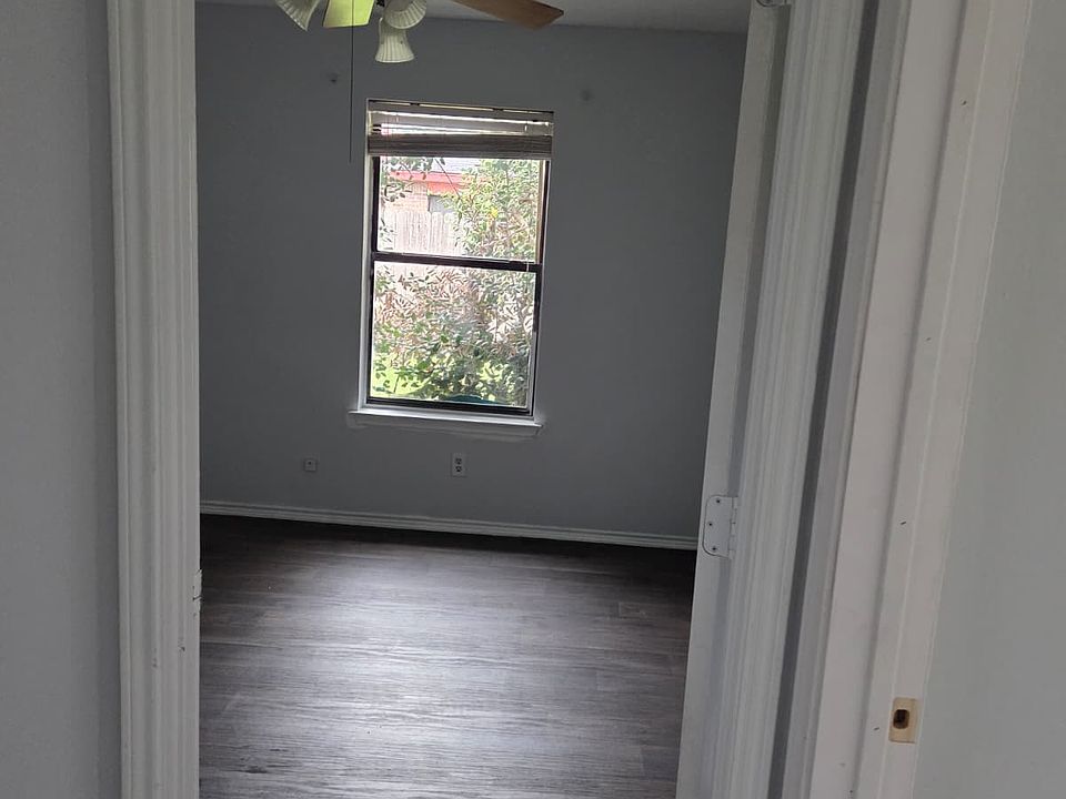 1st image of 3009 Barnes Dr