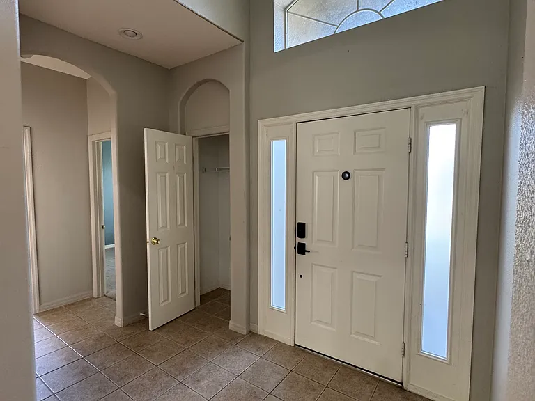 2112 Bunker View Ct — Photo 4