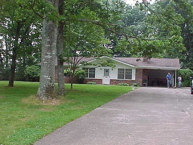2nd image of 1547 Glade Creek School Rd