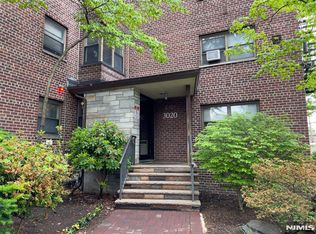 3020 Edwin Ave APT 4D, Fort Lee, NJ 07024