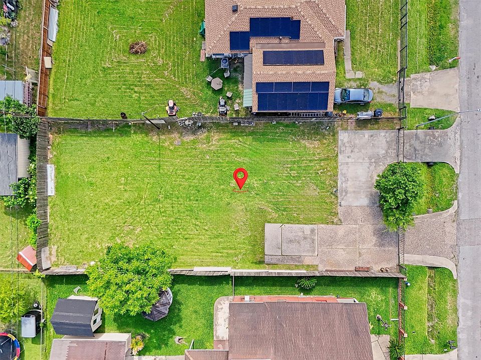 1st image of 2819 Hitchcock St