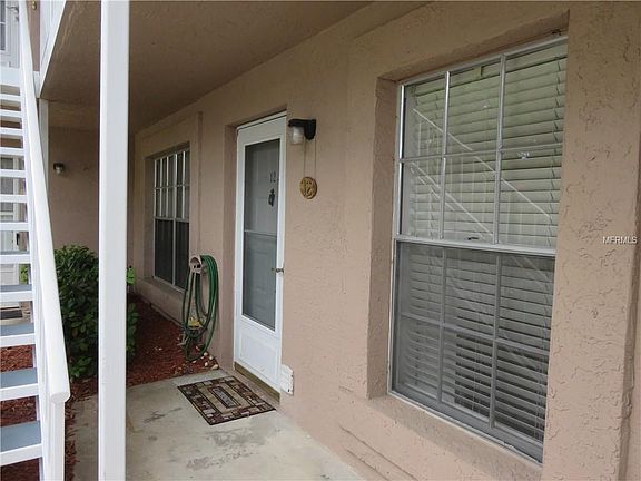 2nd image of 4911 Sunnybrook Dr Unit 12