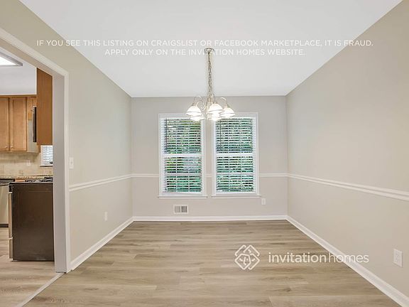 4th image of 2073 Kinridge Rd