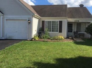2476 Roxbury Ln, Montgomery, IL 60538