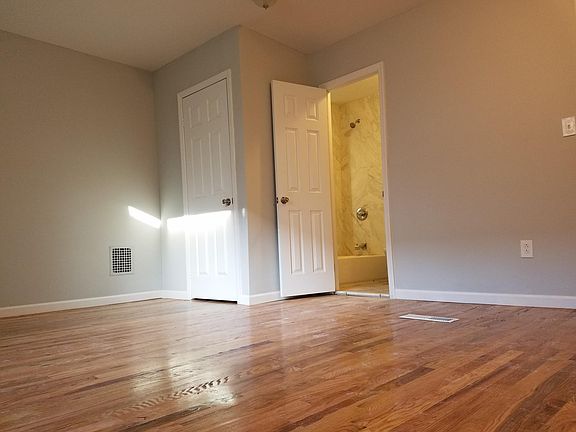 5th image of 4354 Ely Ave