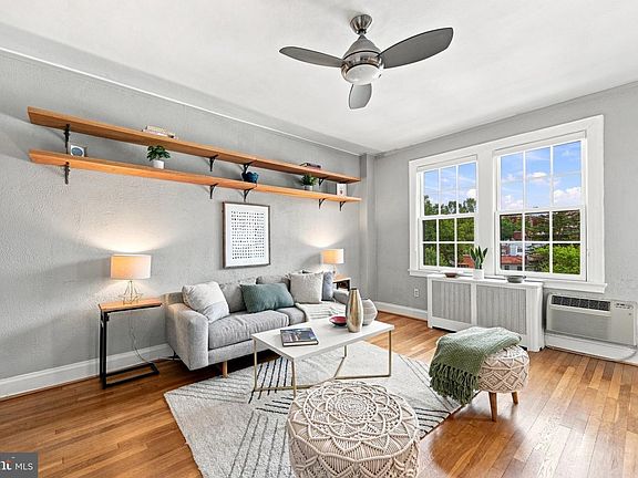 4th image of 2032 Belmont Rd NW APT 632